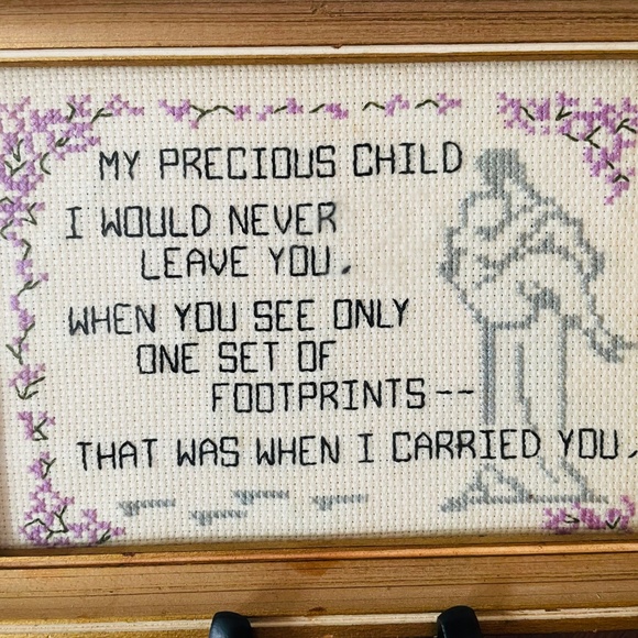 Vintage Framed "Footprints in the Sand" cross-stitch inspirational art - Picture 3 of 5